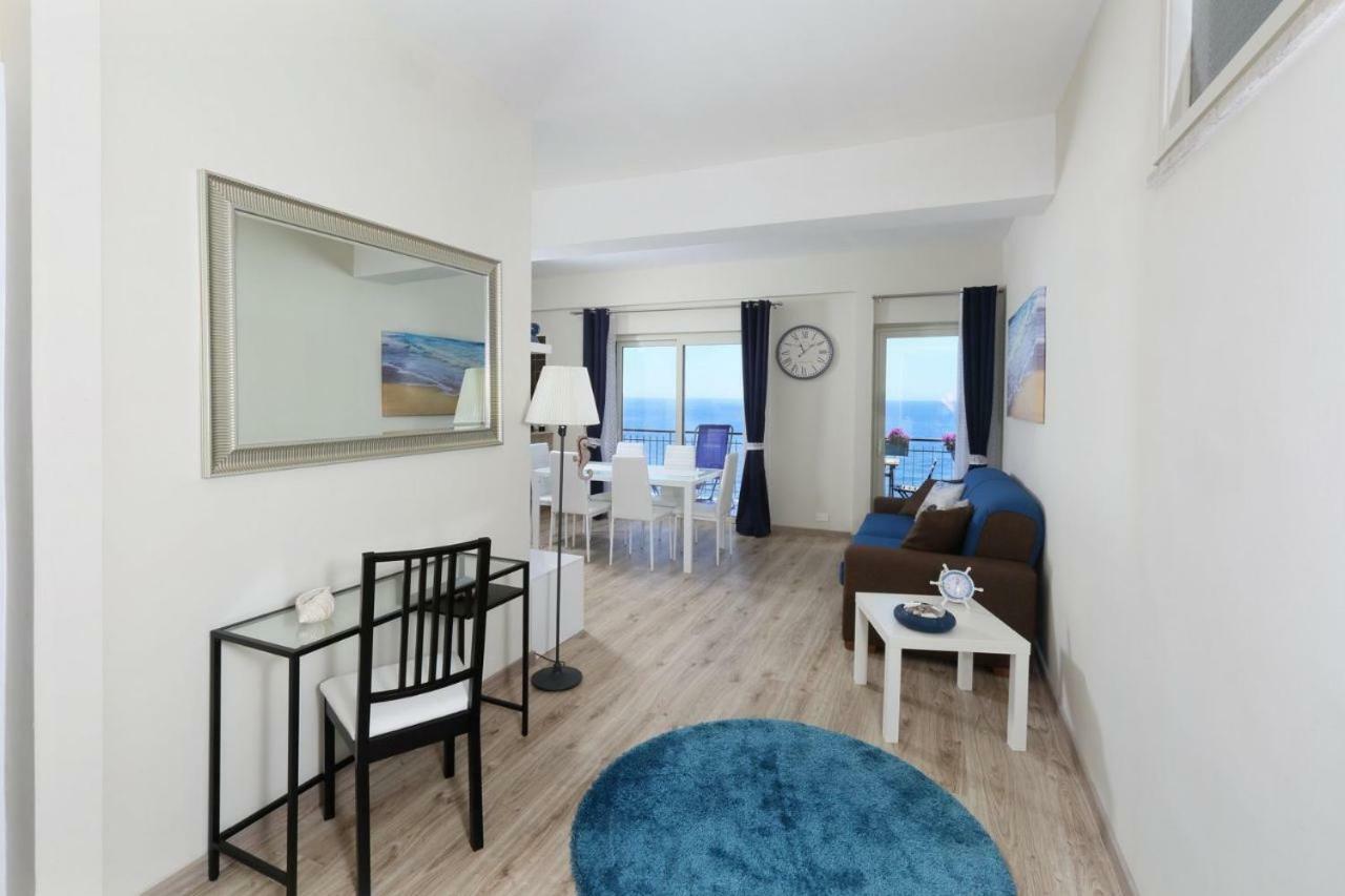 Il Cavalluccio Marino Apartamento Santa Teresa Di Riva Exterior foto