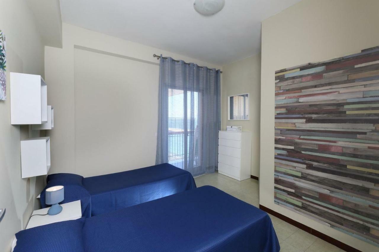 Il Cavalluccio Marino Apartamento Santa Teresa Di Riva Exterior foto